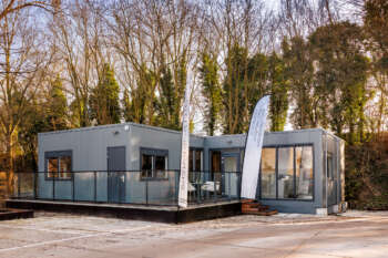 Verkoopkantoor op bouwlocatie voor Breevast